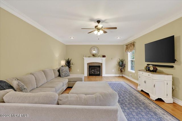 14 Nicholas Avenue, Monroe, NJ 08831