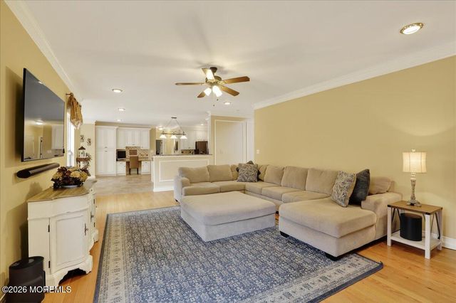 14 Nicholas Avenue, Monroe, NJ 08831