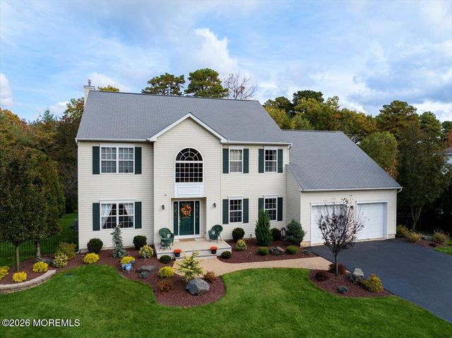 14 Nicholas Avenue, Monroe, NJ 08831