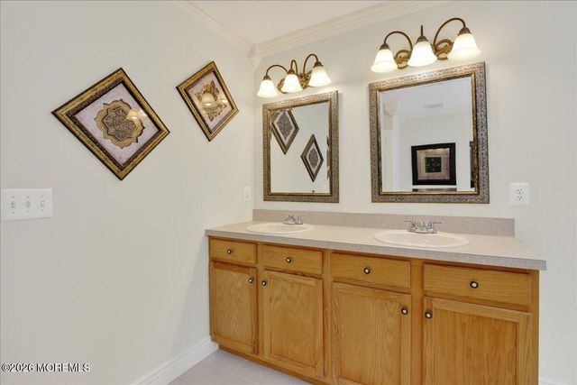 14 Nicholas Avenue, Monroe, NJ 08831