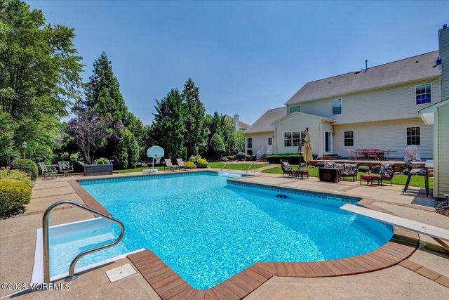 14 Nicholas Avenue, Monroe, NJ 08831