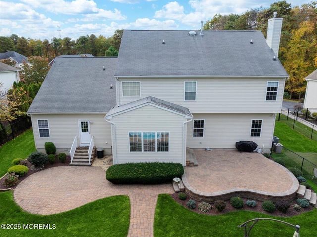 14 Nicholas Avenue, Monroe, NJ 08831