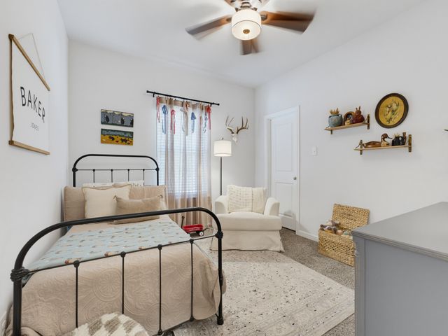 156 Waterbend Cove, Boyd, TX 76023