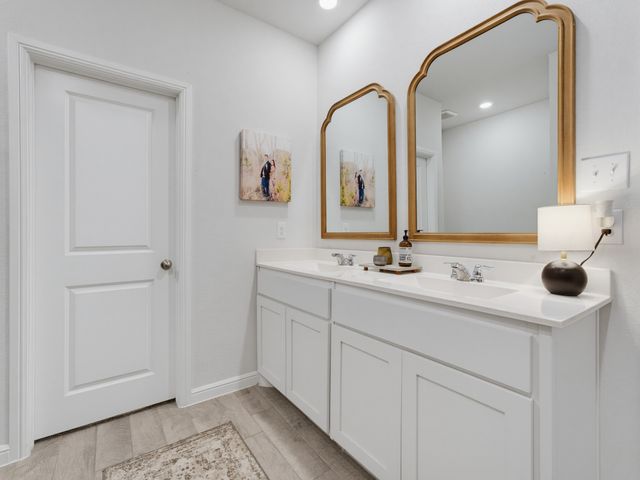 156 Waterbend Cove, Boyd, TX 76023
