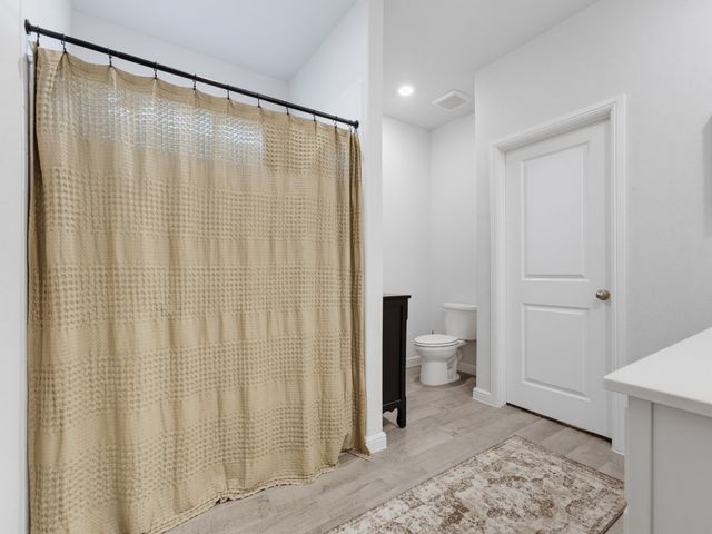 156 Waterbend Cove, Boyd, TX 76023