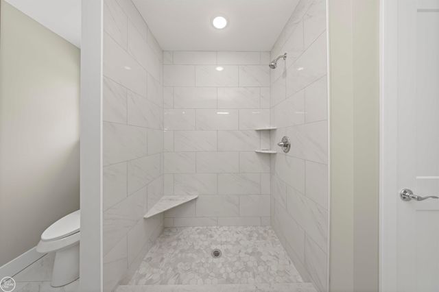 6509 Jamie Lane, Grand Blanc, MI 48439