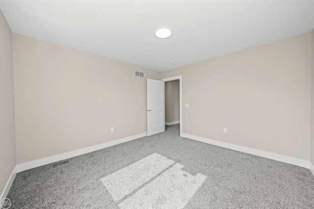 6509 Jamie Lane, Grand Blanc, MI 48439