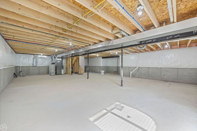 6509 Jamie Lane, Grand Blanc, MI 48439