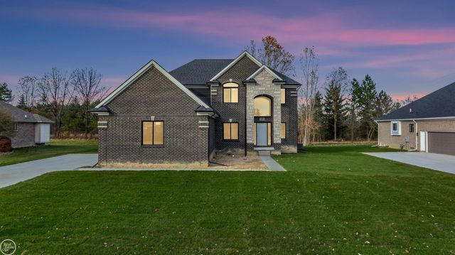 6509 Jamie Lane, Grand Blanc, MI 48439