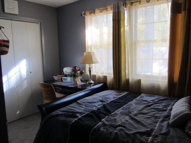 93 Deerfield, Huntsville, TX 77340