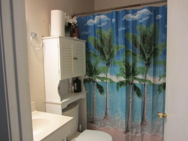 93 Deerfield, Huntsville, TX 77340