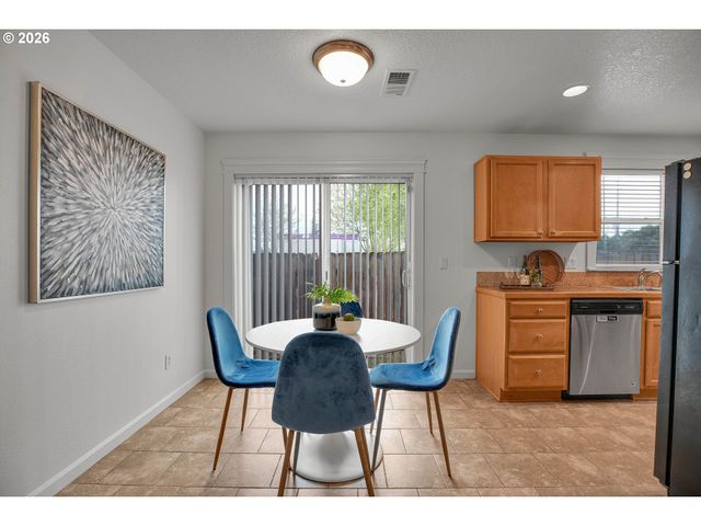 12623 Se DIVISION St, Portland, OR 97236