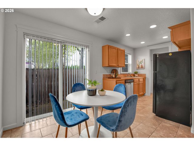 12623 Se DIVISION St, Portland, OR 97236