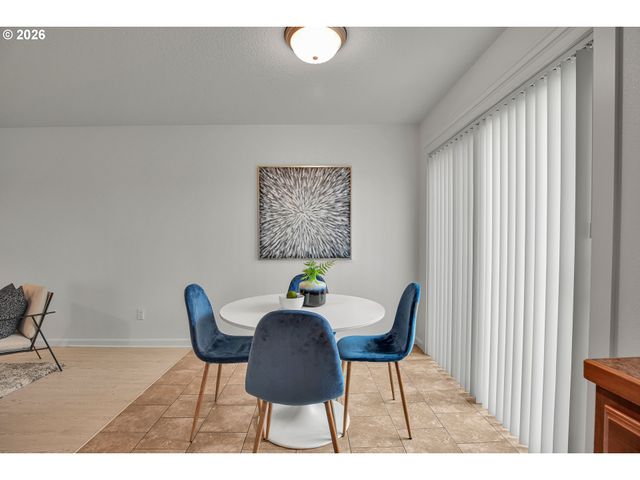 12623 Se DIVISION St, Portland, OR 97236