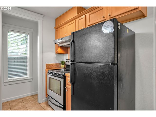 12623 Se DIVISION St, Portland, OR 97236