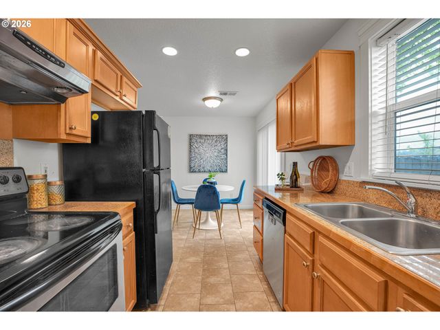 12623 Se DIVISION St, Portland, OR 97236