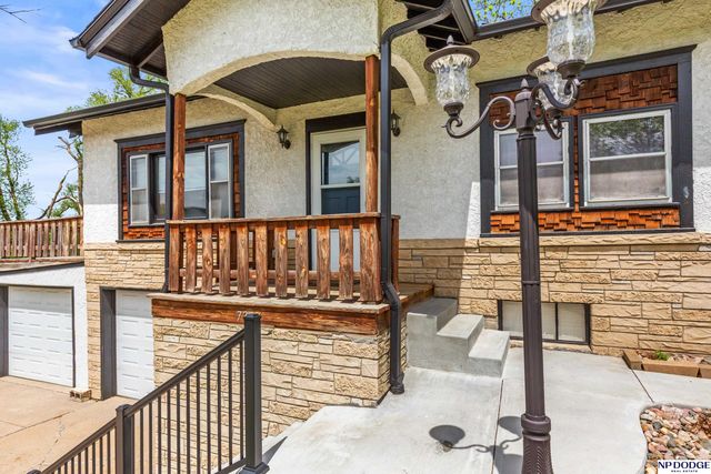 7306 Corby Street, Omaha, NE 68134