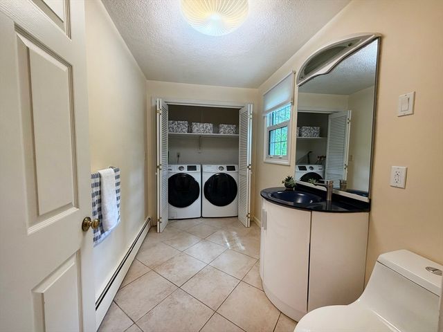 6 Sandy Dr, Acton, MA 01720