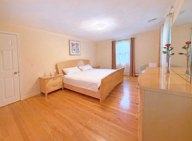 6 Sandy Dr, Acton, MA 01720