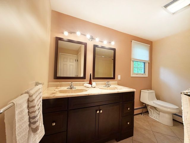 6 Sandy Dr, Acton, MA 01720