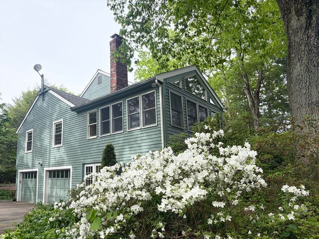 6 Sandy Dr, Acton, MA 01720