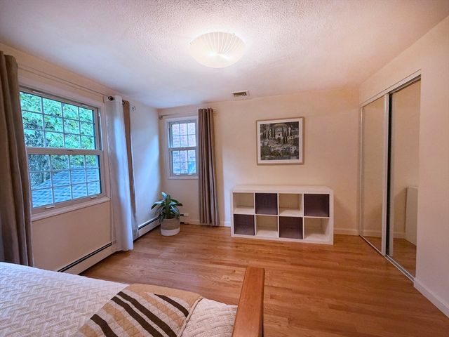 6 Sandy Dr, Acton, MA 01720
