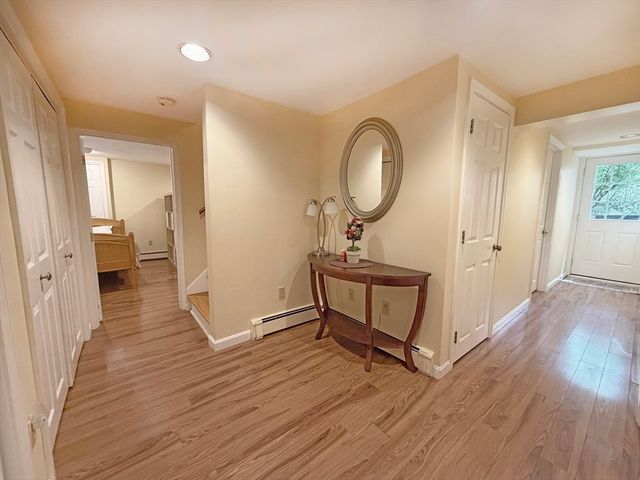 6 Sandy Dr, Acton, MA 01720