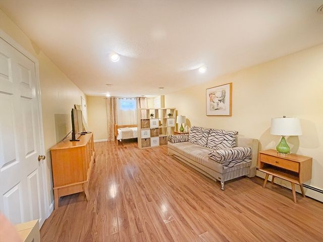 6 Sandy Dr, Acton, MA 01720