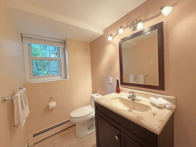 6 Sandy Dr, Acton, MA 01720