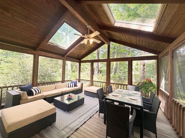6 Sandy Dr, Acton, MA 01720