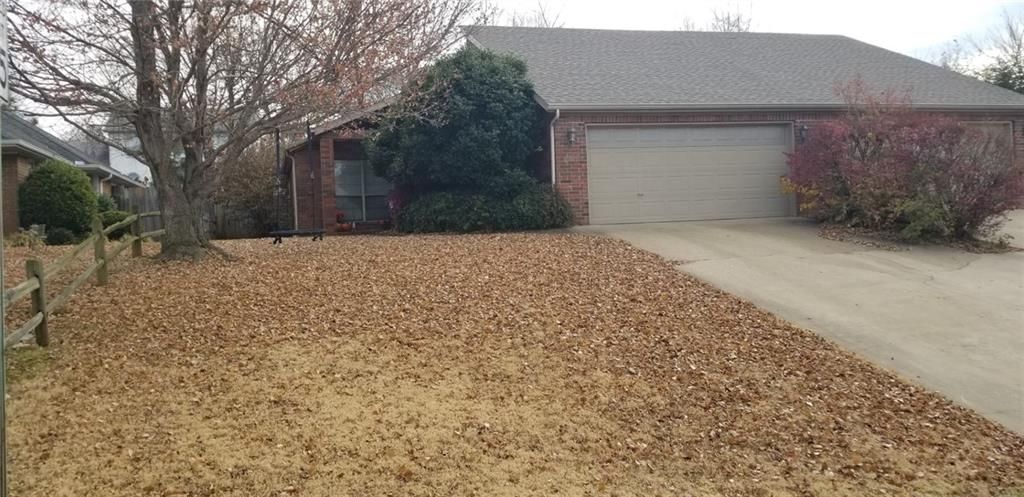 1754 Pointer Lane, Fayetteville, AR 72701