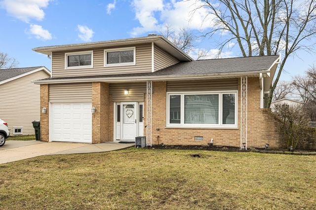 1811 AZALEA Lane, Mount Prospect, IL 60056