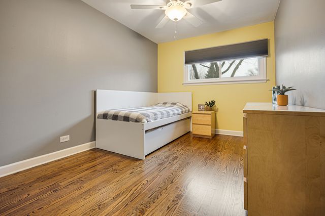 1811 AZALEA Lane, Mount Prospect, IL 60056