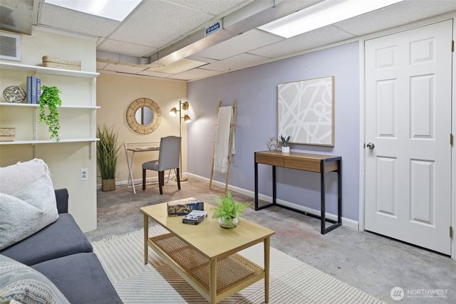 5956 37th Avenue SW, Seattle, WA 98126