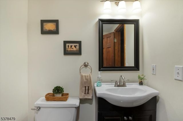 50 Lake Denmark Rd, Rockaway Twp., NJ 07866