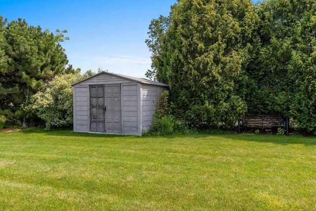 1717 EMERALD DRIVE, Green Bay, WI 54311