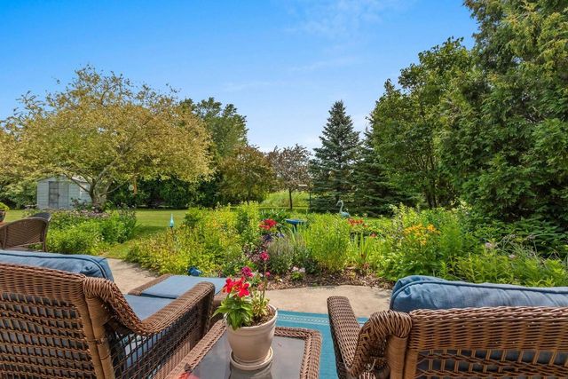 1717 EMERALD DRIVE, Green Bay, WI 54311