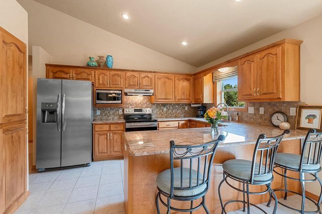 1717 EMERALD DRIVE, Green Bay, WI 54311