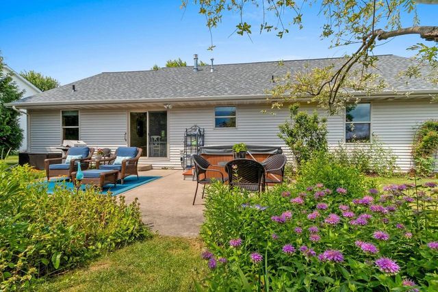 1717 EMERALD DRIVE, Green Bay, WI 54311