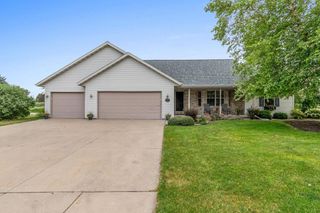 1717 EMERALD DRIVE, Green Bay, WI 54311