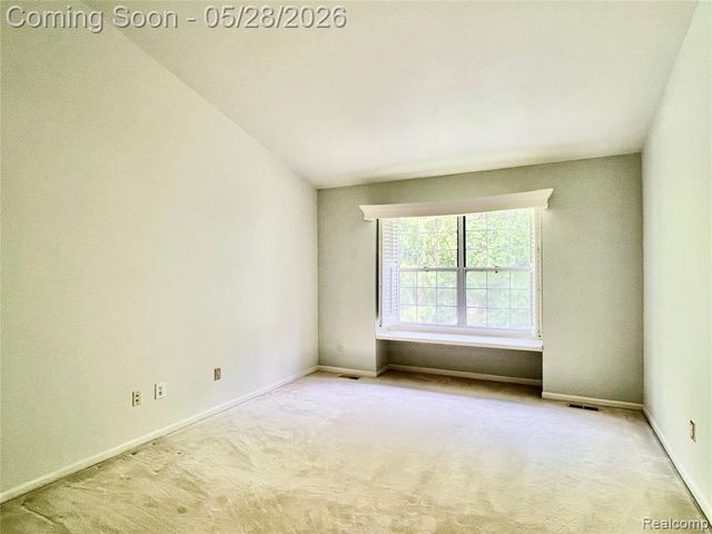1168 Fairways Boulevard, Troy, MI 48085