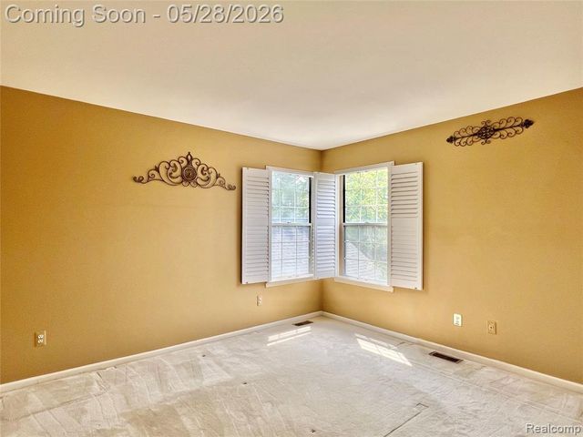1168 Fairways Boulevard, Troy, MI 48085