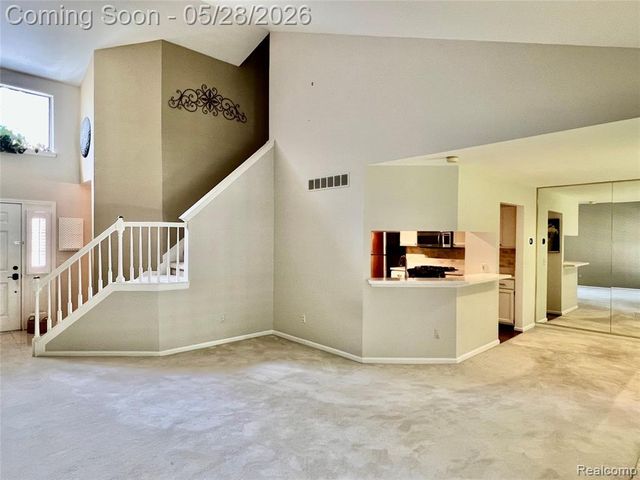 1168 Fairways Boulevard, Troy, MI 48085
