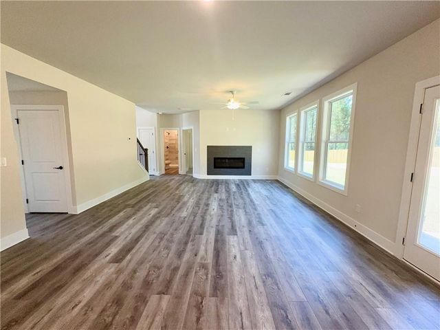 4250 Shirebrook Trail, Hoschton, KY 40548