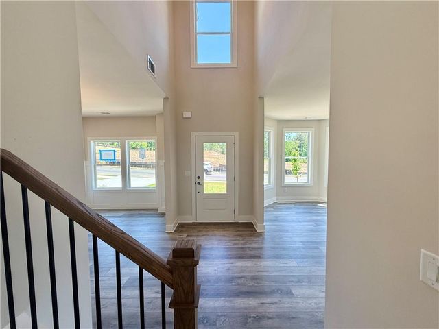 4250 Shirebrook Trail, Hoschton, KY 40548