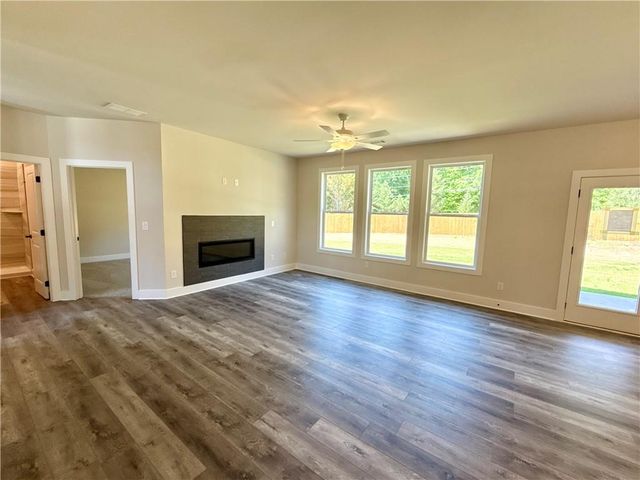 4250 Shirebrook Trail, Hoschton, KY 40548
