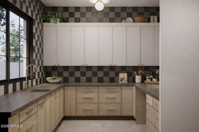 5025 N 22ND Street, Phoenix, AZ 85016