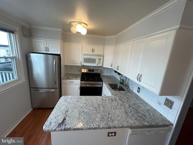 10830 PERRIN RD, Philadelphia, PA 19154