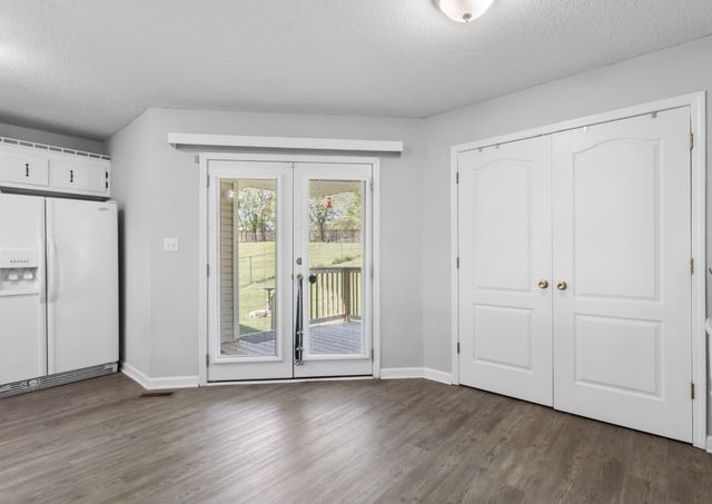 231 Golden Pond Ave, Oak Grove, KY 42262