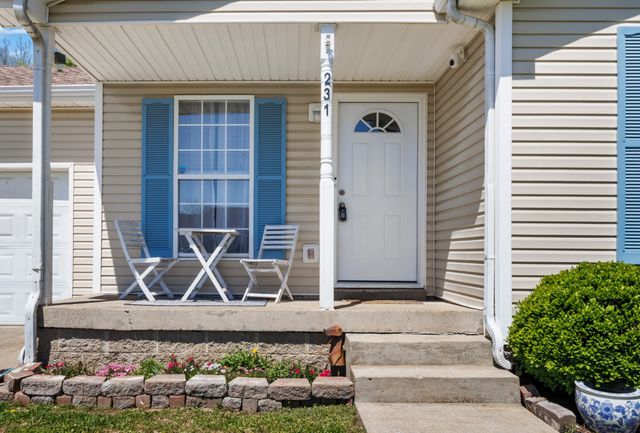 231 Golden Pond Ave, Oak Grove, KY 42262